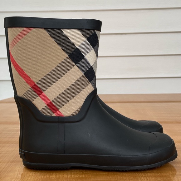 Burberry Kids Vintage Check Neoprene and Rubber Rain Boots Size 3 Kids Unisex - Picture 10 of 10